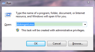 inserire diskmgmt.msc in Esegui